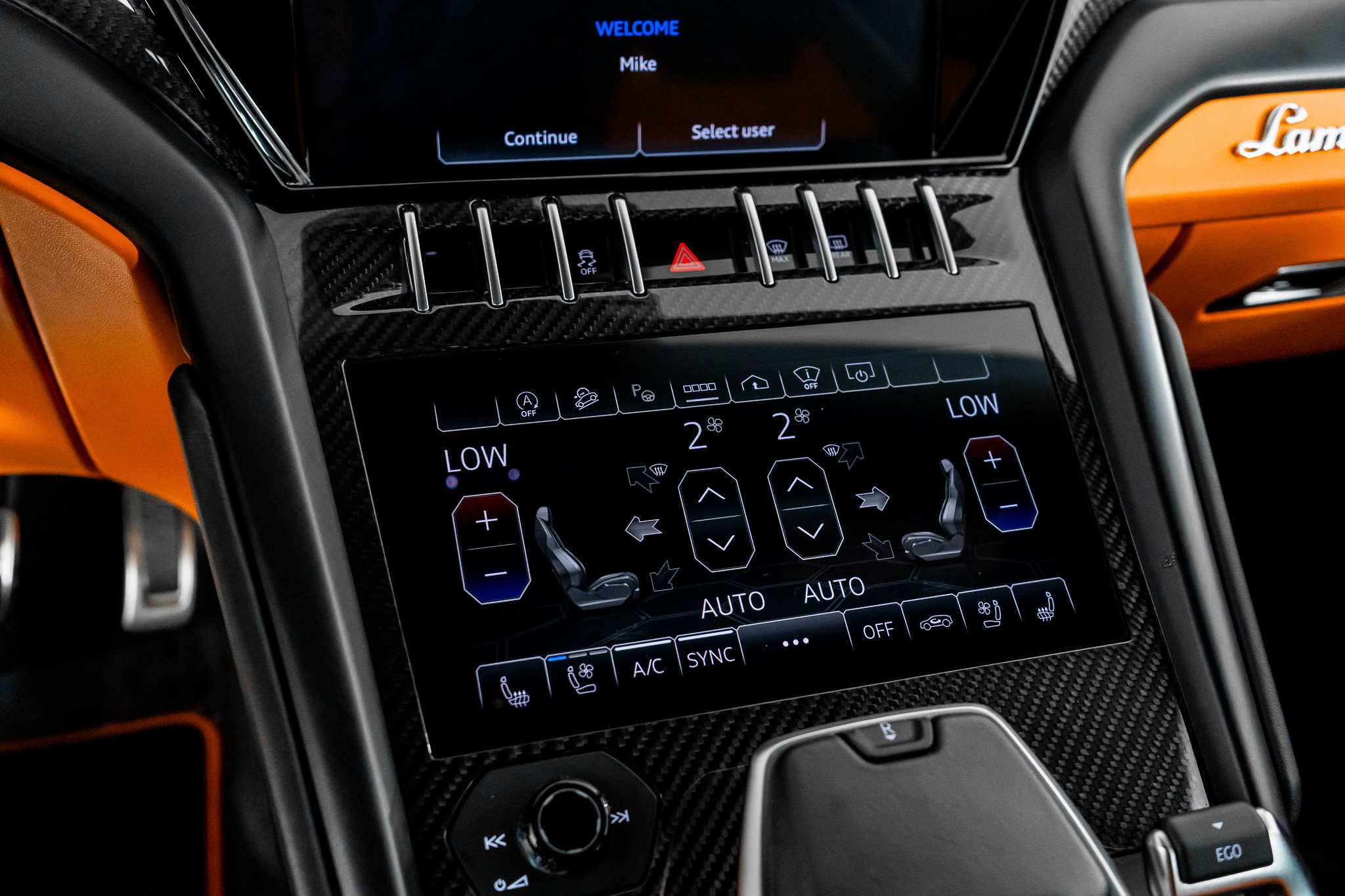 Used 2022 Lamborghini Urus image 44