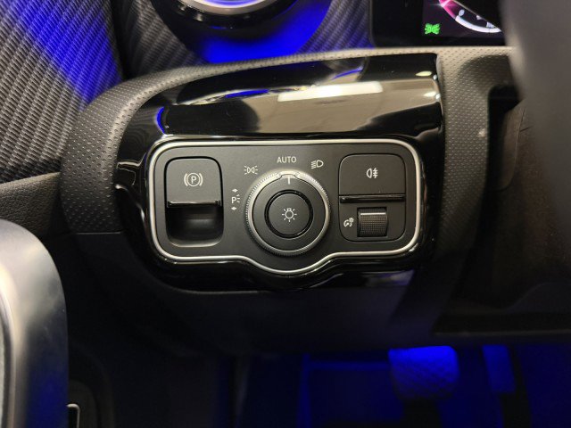 Used 2025 Mercedes-Benz CLA 250 image 19