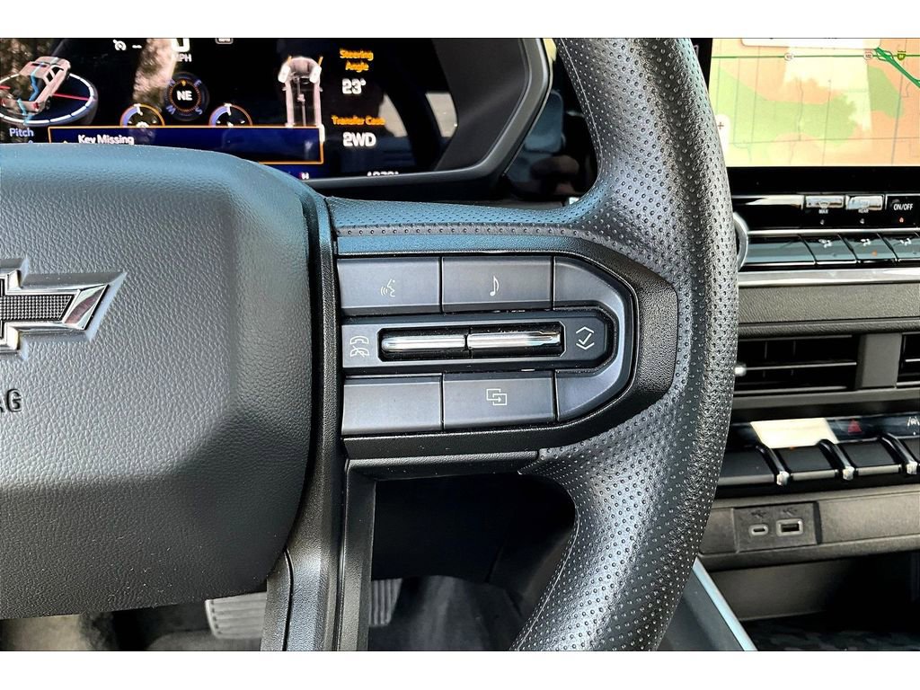 Used 2024 Chevrolet Colorado Trail Boss w/ Technology Package image 13