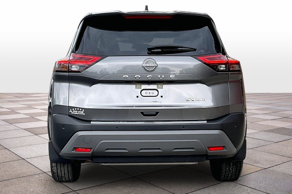 Used 2023 Nissan Rogue SV AWD/4WD image 4