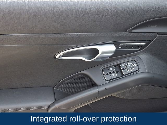 Used 2022 Porsche 718 Boxster S image 18