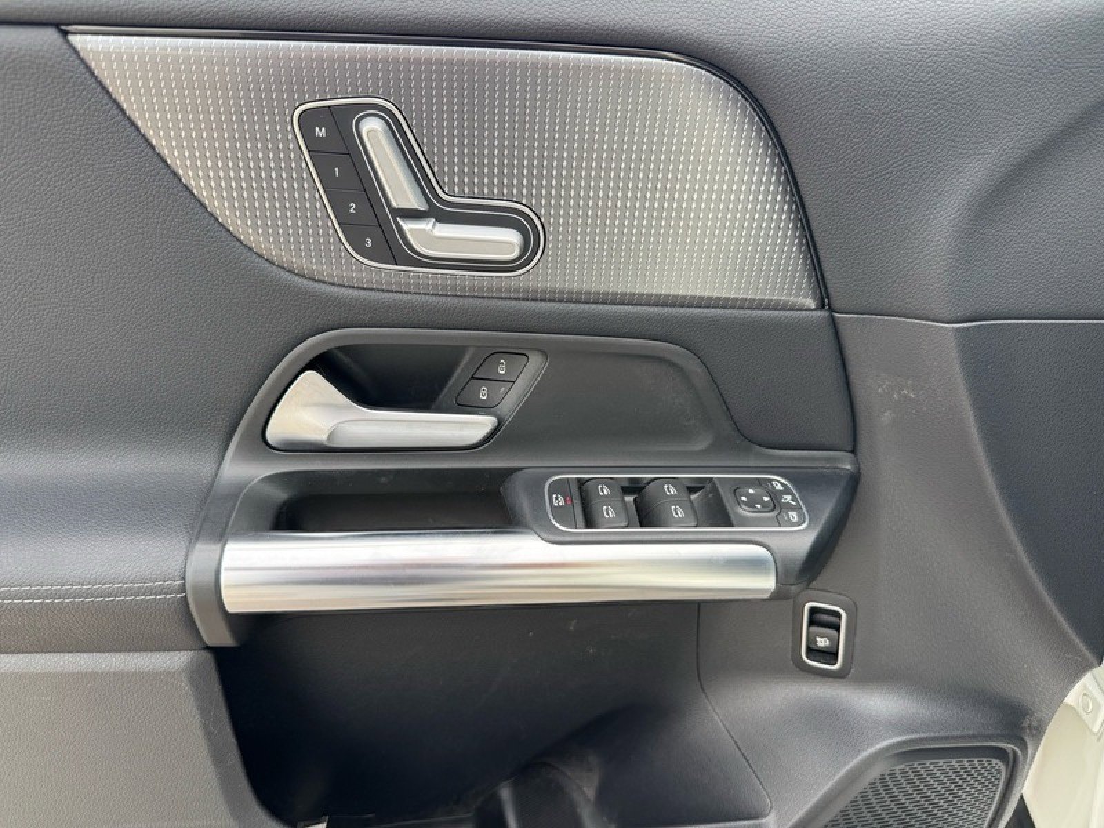 Certified 2022 Mercedes-Benz GLA 250 image 11
