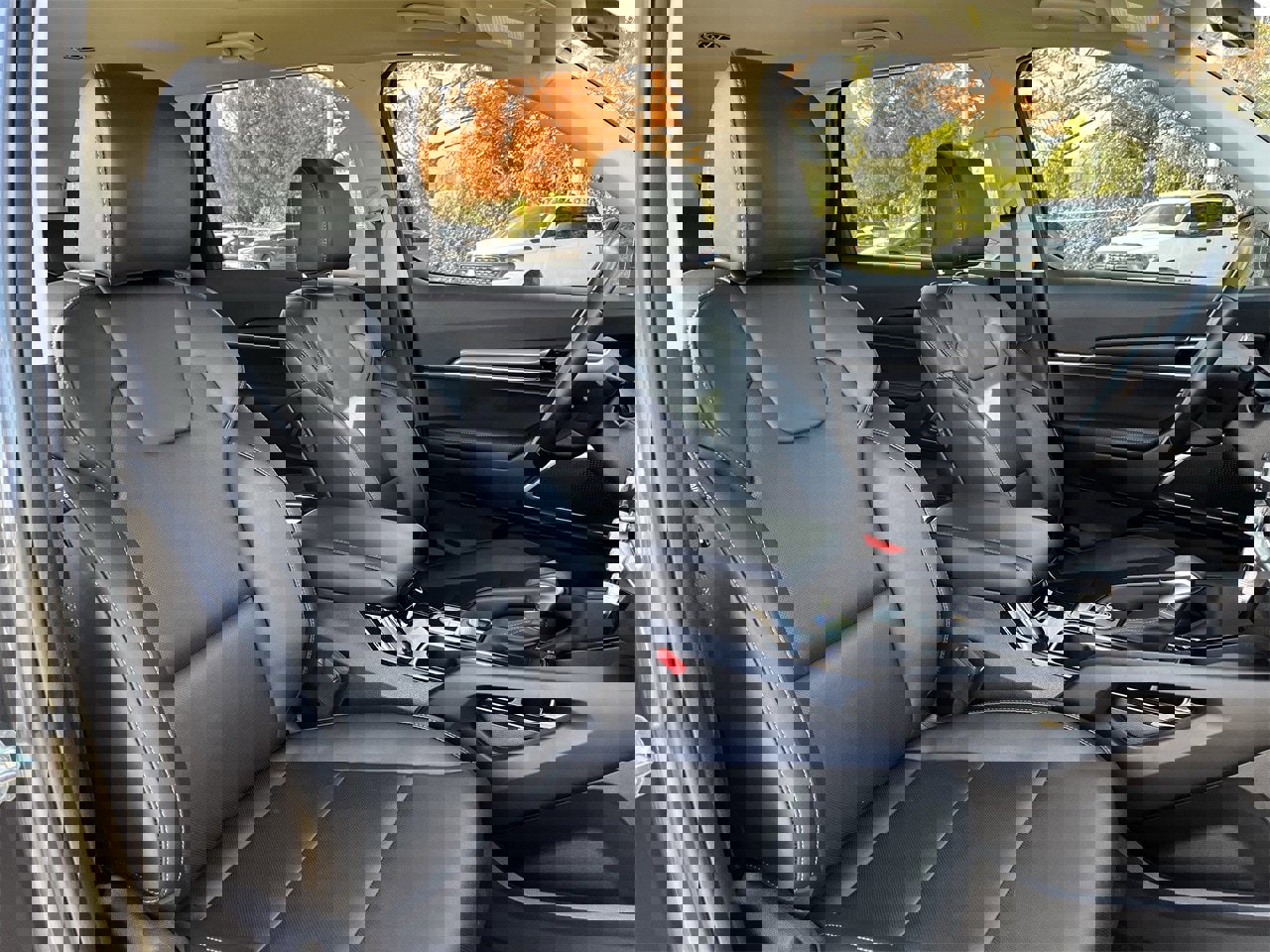 Used 2024 Kia Telluride LX image 25