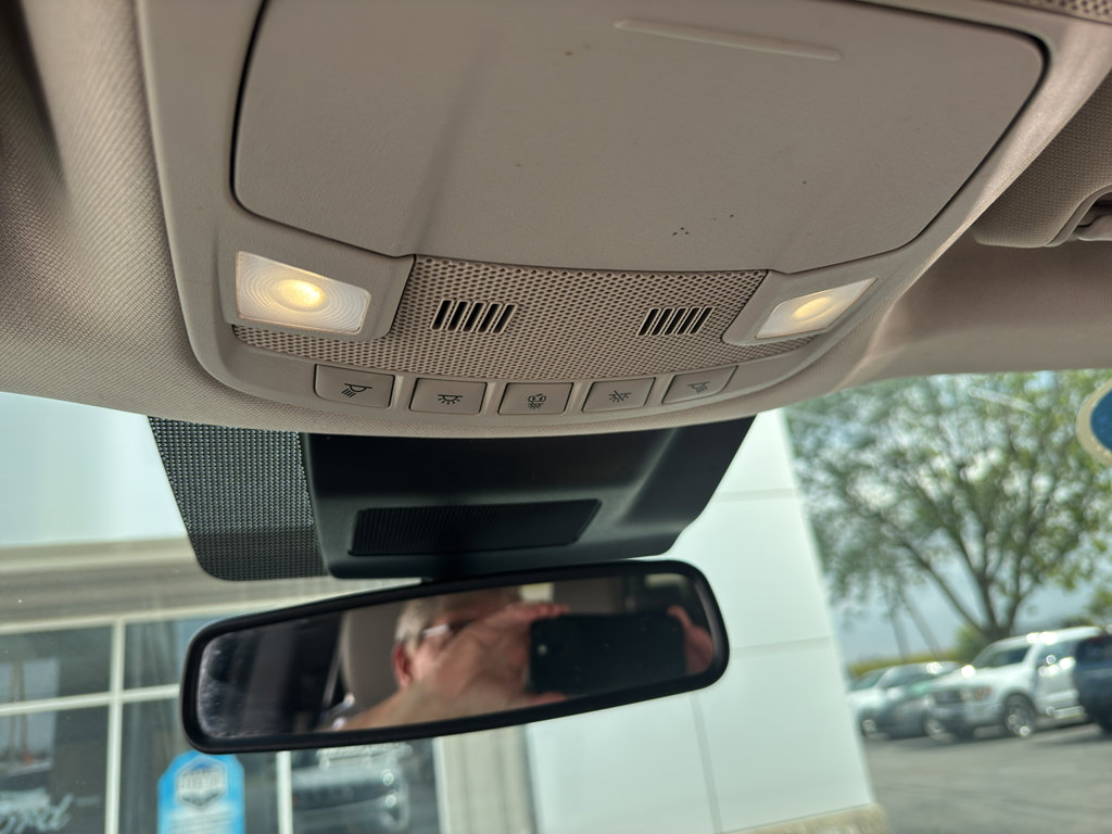 Used 2021 Ford Expedition Max XLT image 16