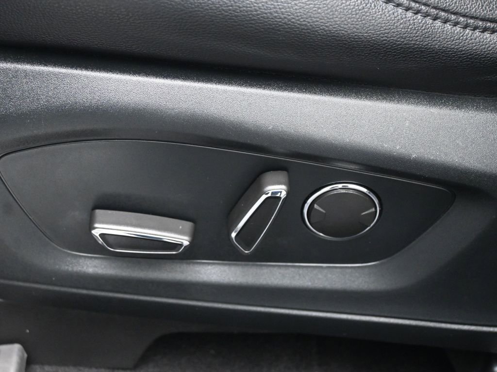 Certified 2020 Ford Explorer Limited w/ Hybrid Equipment Group 310A RWD image 10