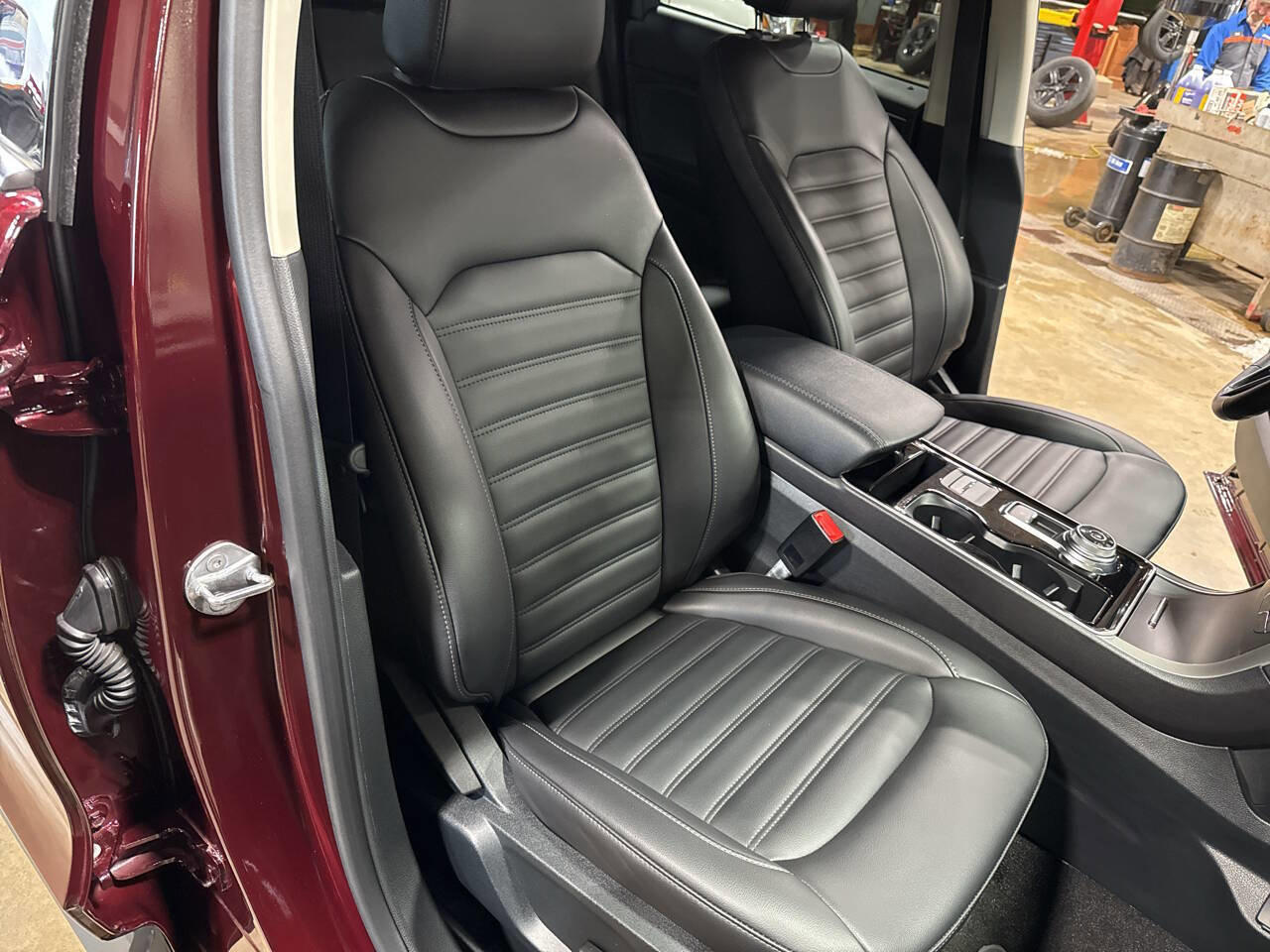 Certified 2020 Ford Edge SEL w/ Convenience Package image 33