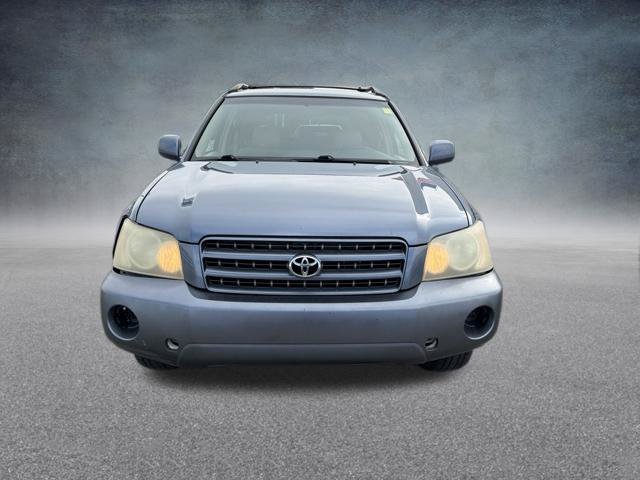 Used 2003 Toyota Highlander Limited w/ Leather Trim Pkg AWD/4WD image 3