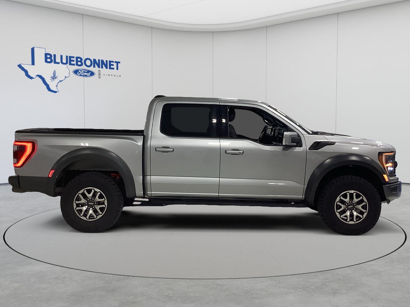 Used 2022 Ford F150 Raptor w/ Equipment Group 801A High AWD/4WD image 4