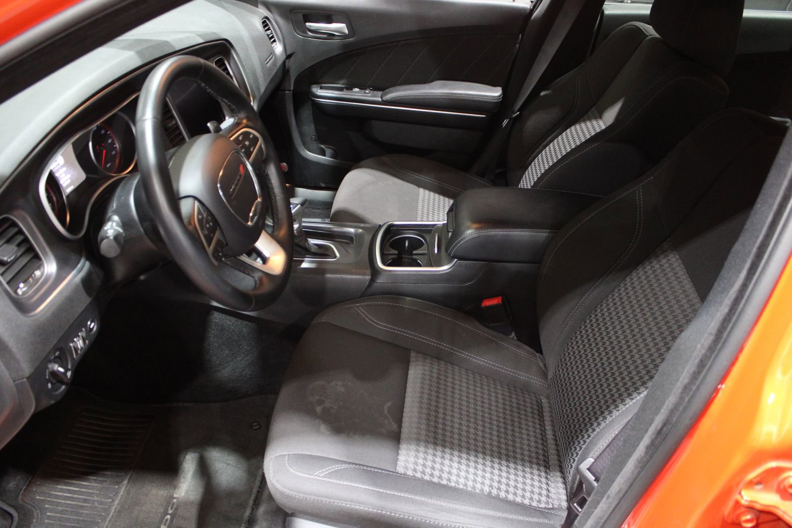 Used 2017 Dodge Charger SXT w/ Rallye Group image 14