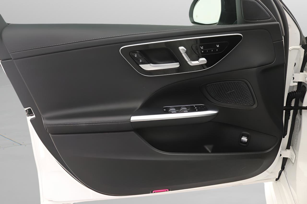 Certified 2023 Mercedes-Benz C 300 Sedan image 16