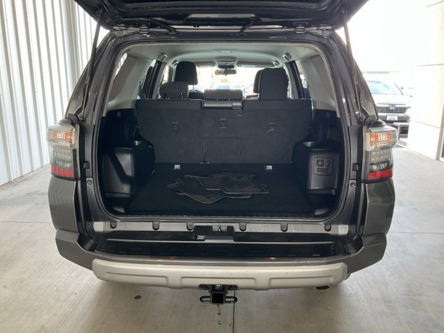 Used 2016 Toyota 4Runner image 19