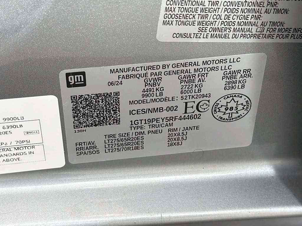 Used 2024 GMC Sierra 2500 AT4 w/ AT4 Premium Plus Package AWD/4WD image 47