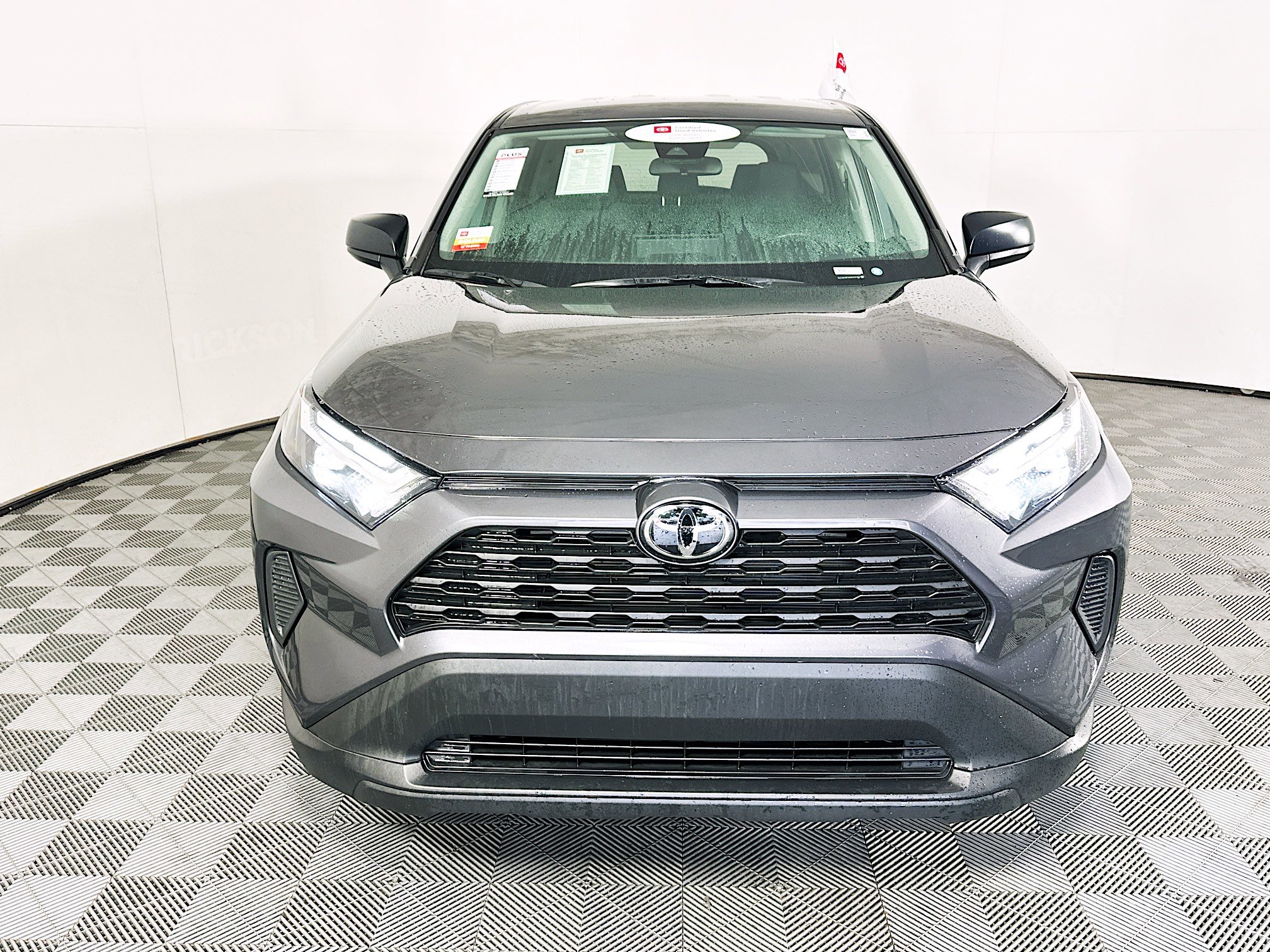Used 2025 Toyota RAV4 LE FWD image 8