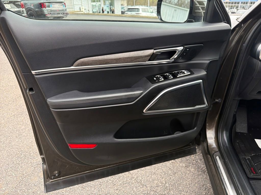 Used 2020 Kia Telluride SX w/ SX Prestige Package image 20