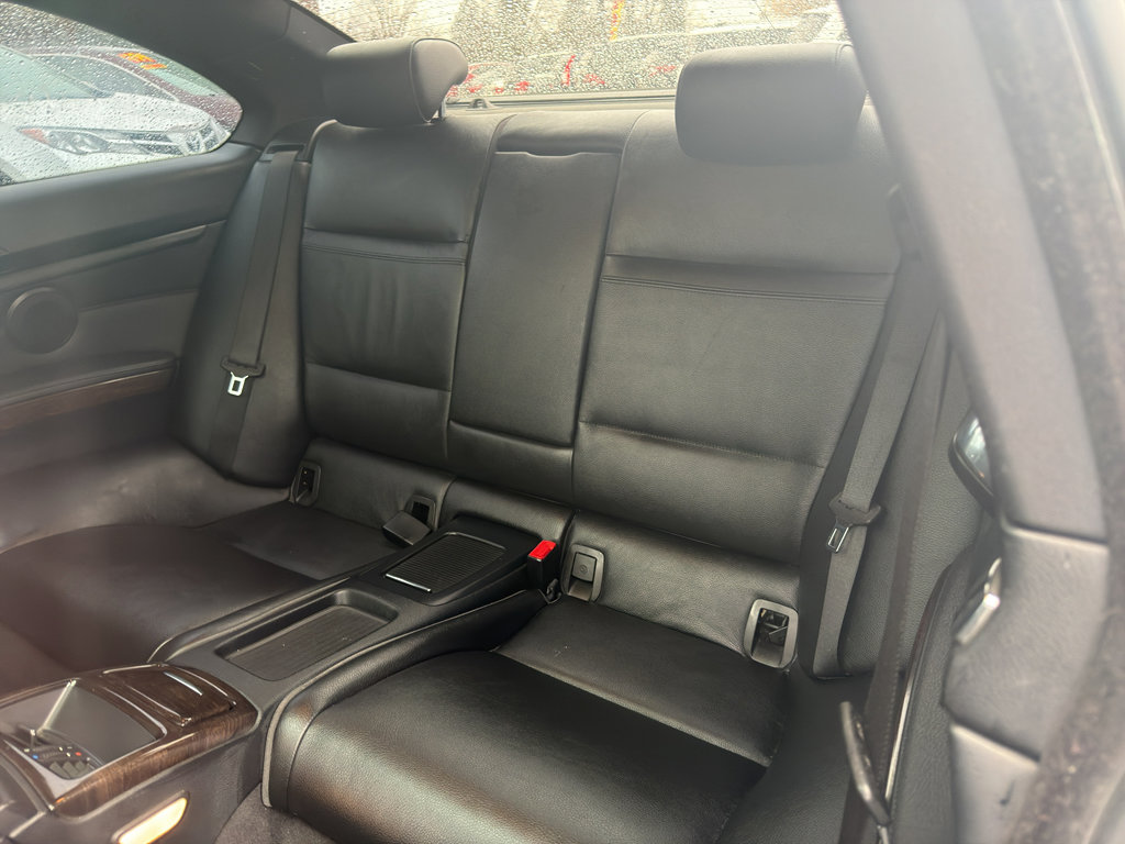 Used 2013 BMW 335i xDrive Coupe w/ M Sport Pkg image 13