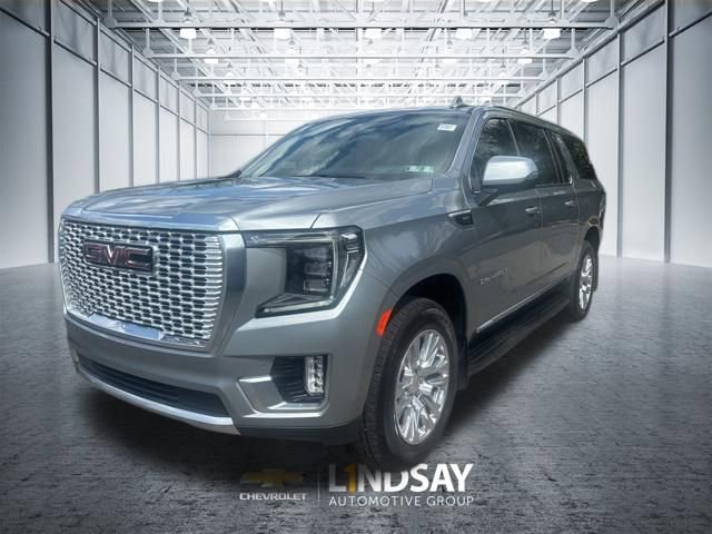 Used 2024 GMC Yukon XL Denali image 2