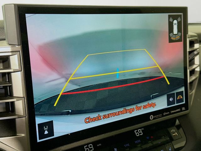 Used 2024 Toyota Tundra Limited image 17