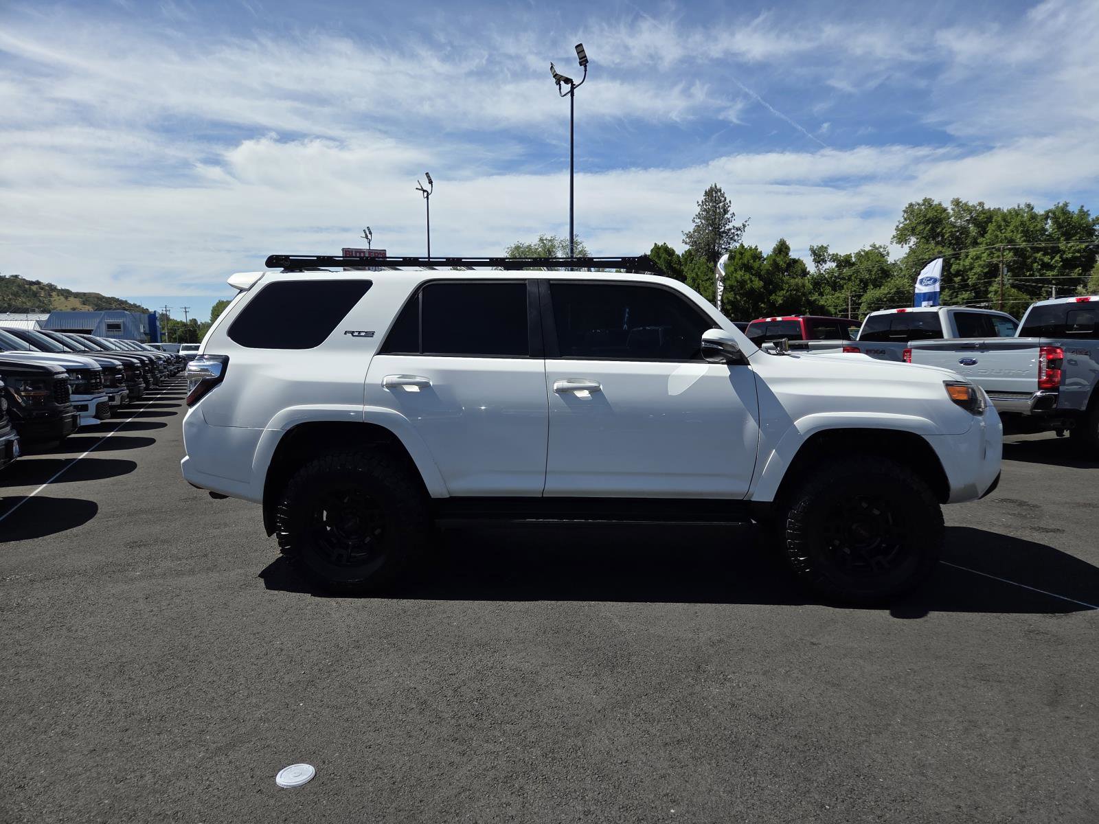 Used 2019 Toyota 4Runner TRD Off-Road Premium AWD/4WD image 4