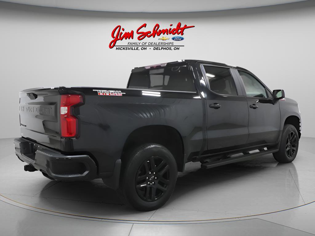Used 2020 Chevrolet Silverado 1500 LT Trail Boss w/ Midnight Edition AWD/4WD image 6