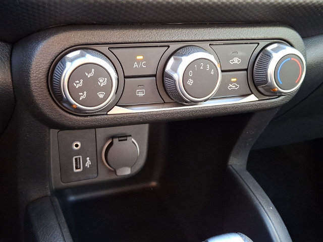 Used 2024 Nissan Kicks S FWD image 15