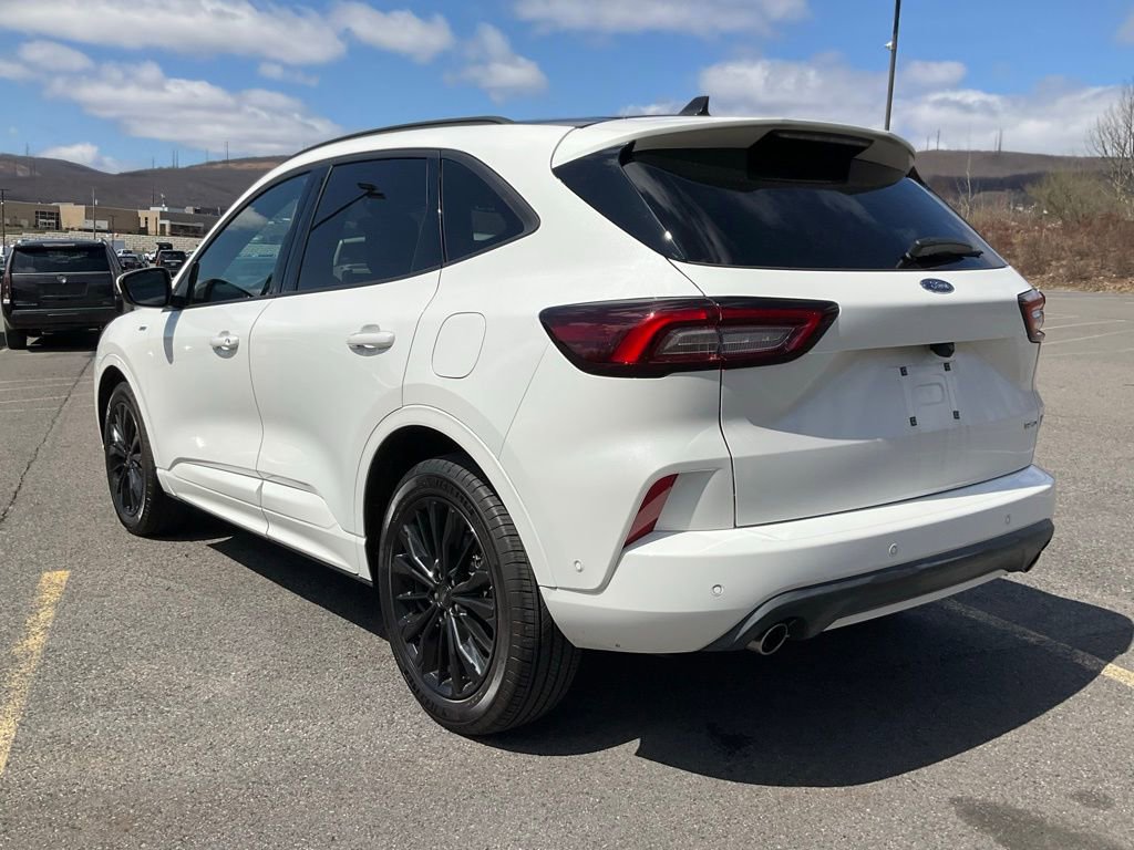 Certified 2023 Ford Escape ST-Line Elite w/ Premium Technology Package AWD/4WD image 29