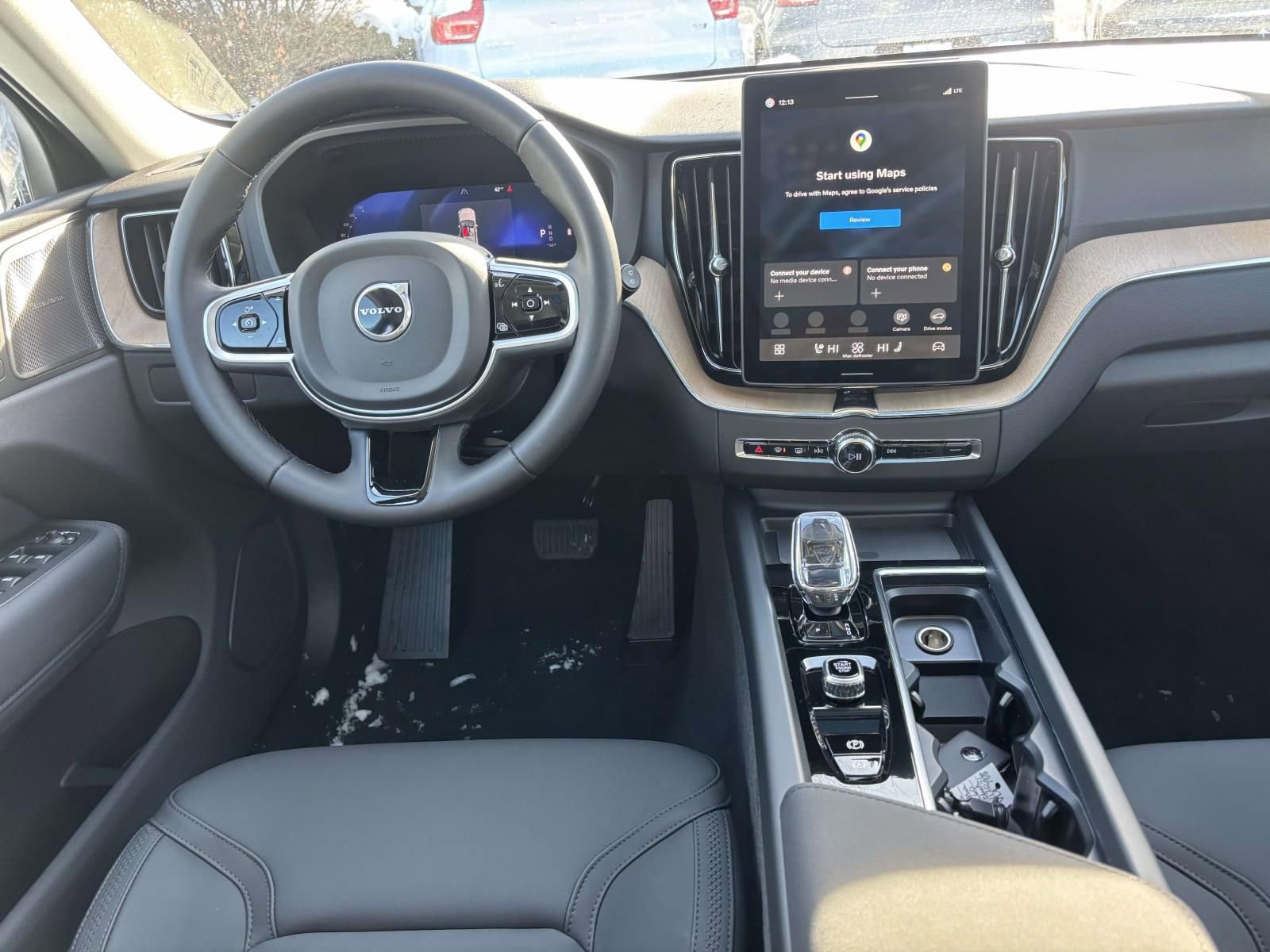 New 2026 Volvo XC60 B5 Plus w/ Protection Package Premier image 27