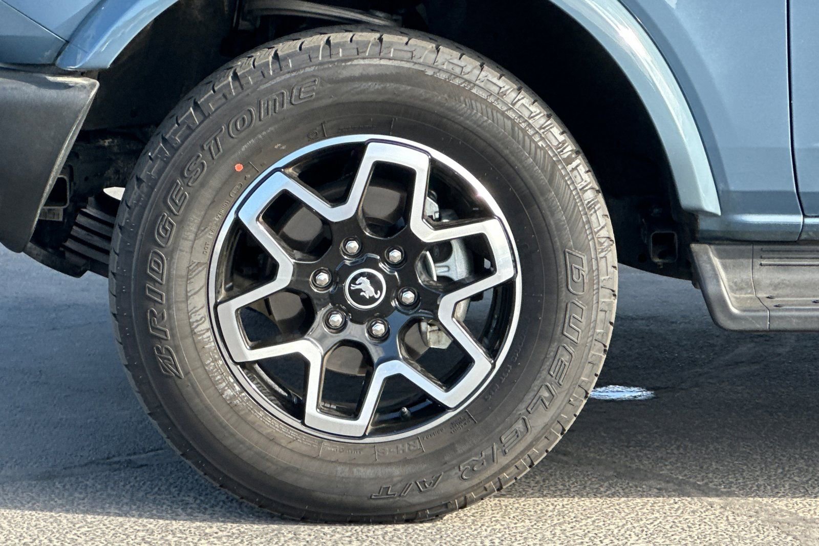 Used 2025 Ford Bronco Outer Banks image 26