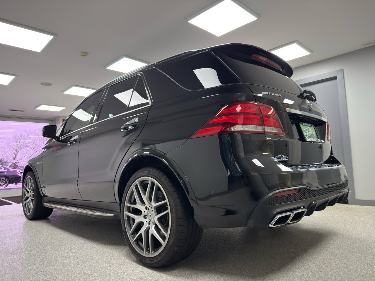 Used 2016 Mercedes-Benz GLE 63 AMG 4MATIC image 5