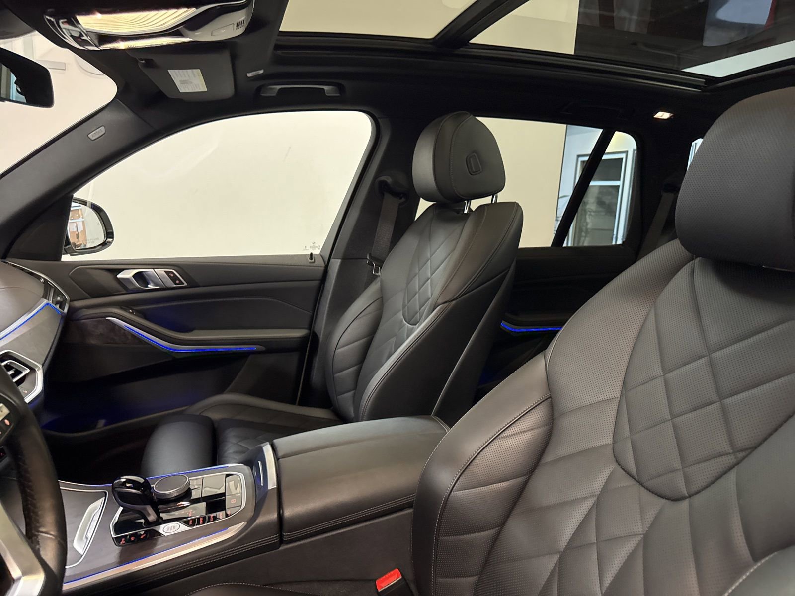 Used 2023 BMW X5 sDrive40i w/ Parking Assistance Package image 15