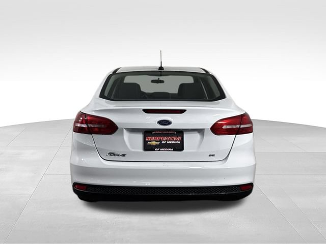 Used 2018 Ford Focus SE FWD image 8