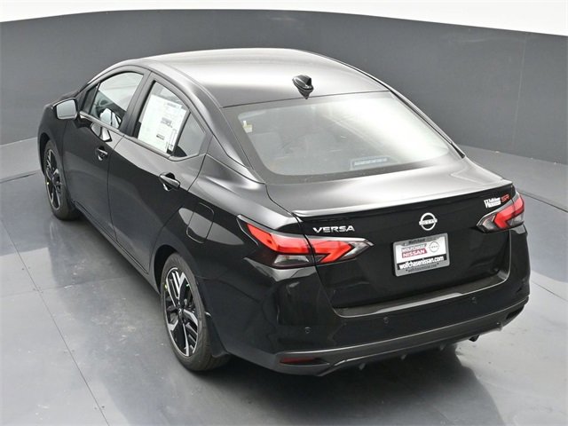 New 2025 Nissan Versa SR w/ Trunk Package image 30