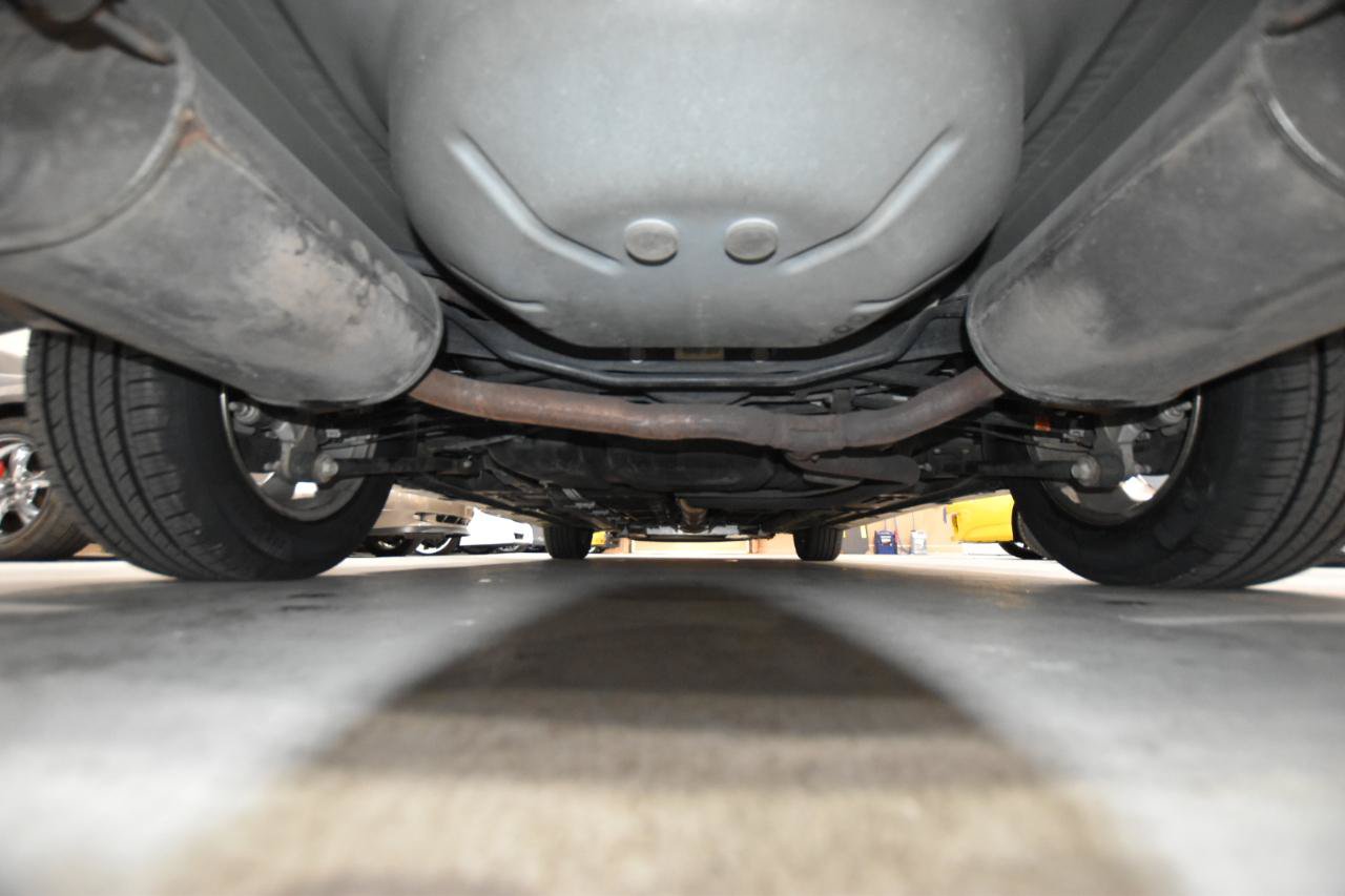 Used 2001 Chevrolet Monte Carlo SS w/ Preferred Equipment Group FWD image 44