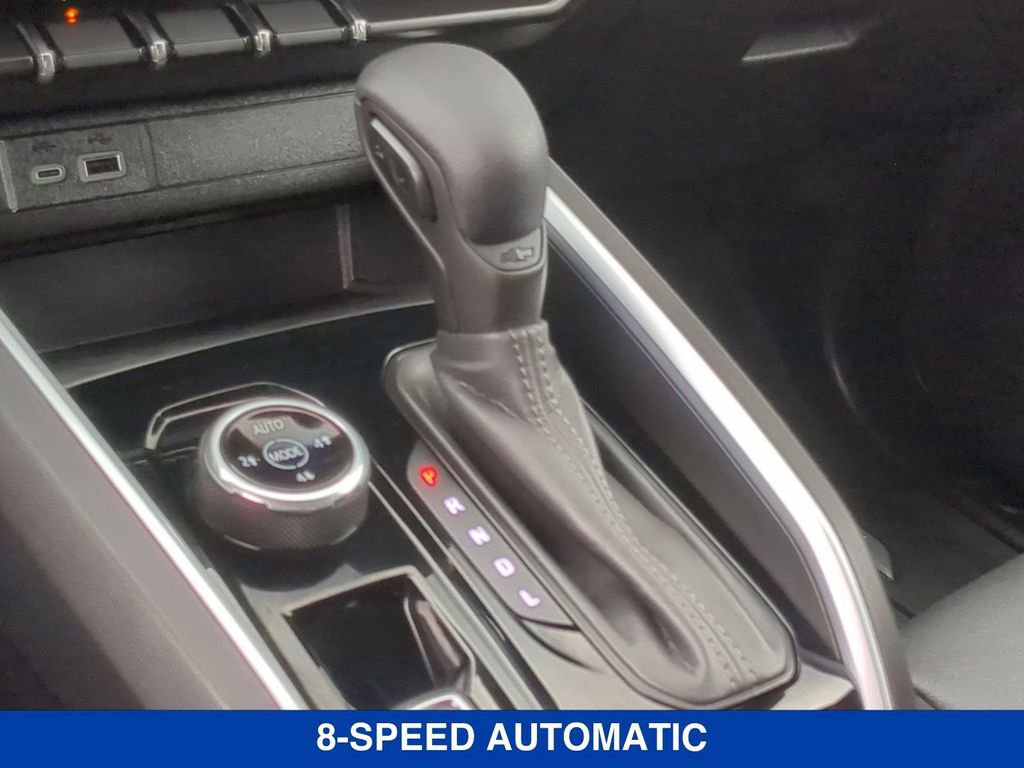 Used 2024 Chevrolet Colorado Trail Boss w/ Advanced Trailering Package AWD/4WD image 13