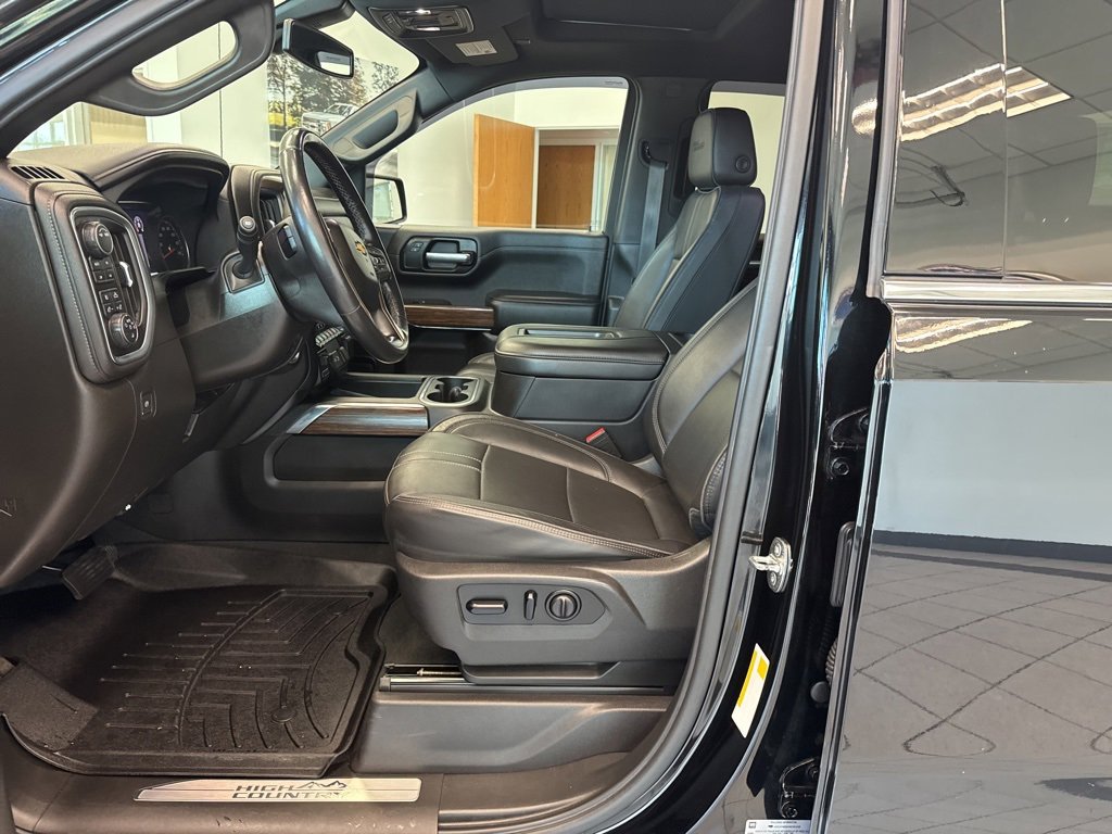 Used 2021 Chevrolet Silverado 1500 High Country w/ Safety Package II image 11