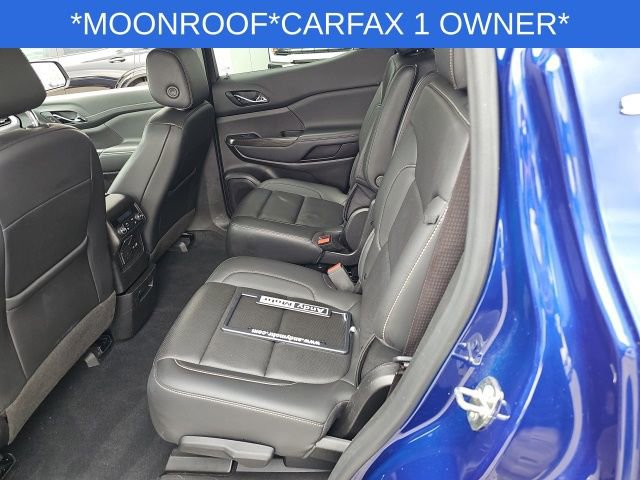 Used 2023 GMC Acadia SLT w/ Technology Package image 33