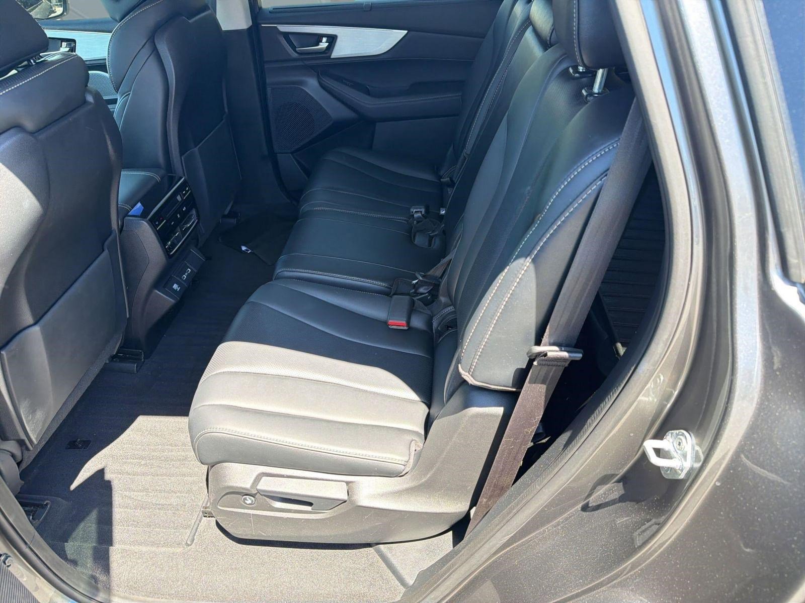 Used 2023 Acura MDX SH-AWD w/ Technology Package image 14