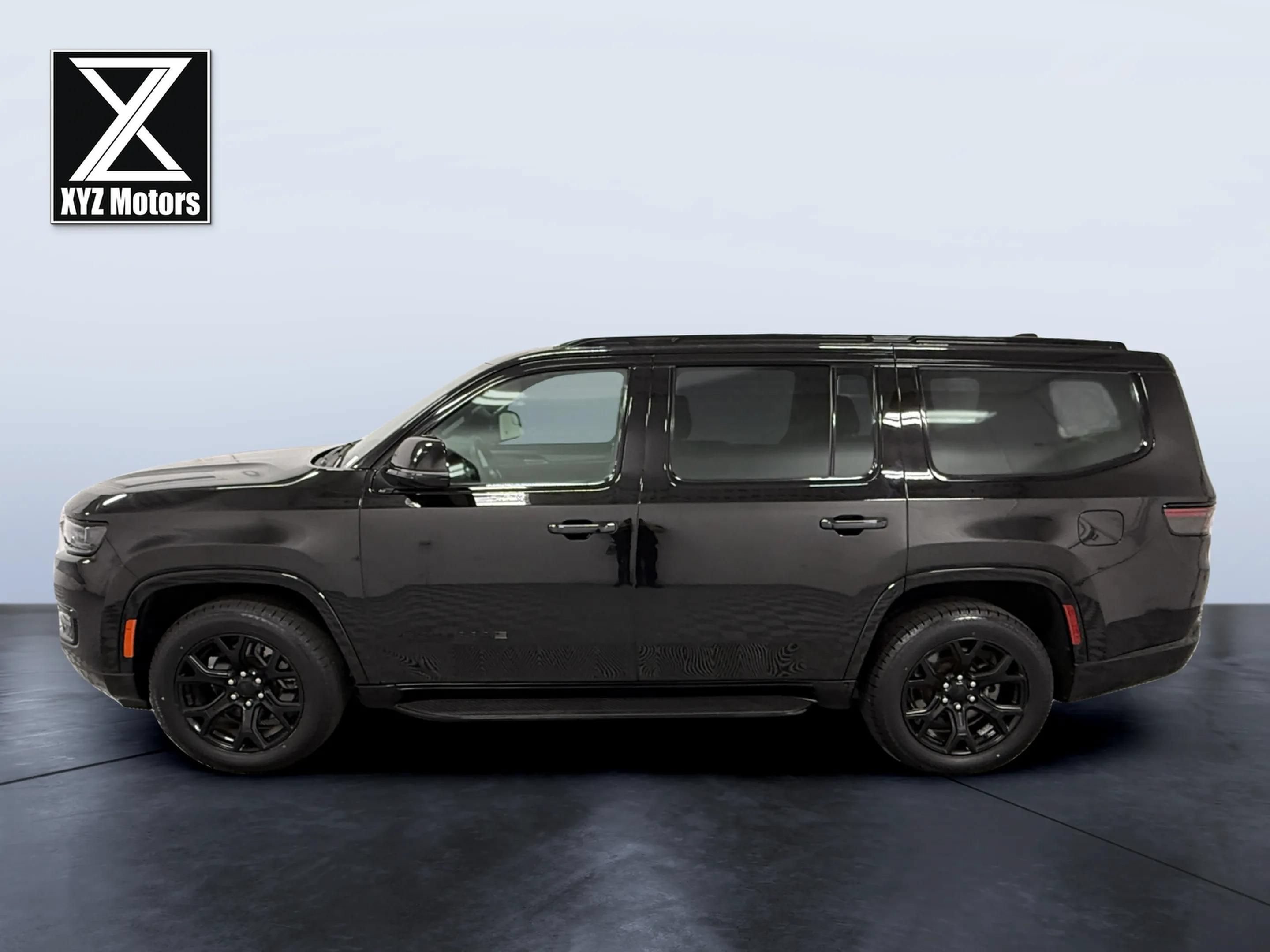 Used 2024 Jeep Wagoneer Series II AWD/4WD image 3