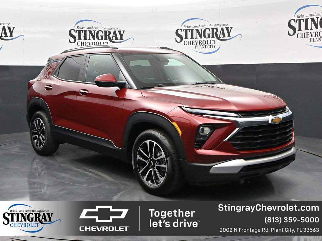 Used 2025 Chevrolet TrailBlazer LT w/ Convenience Package FWD image 1