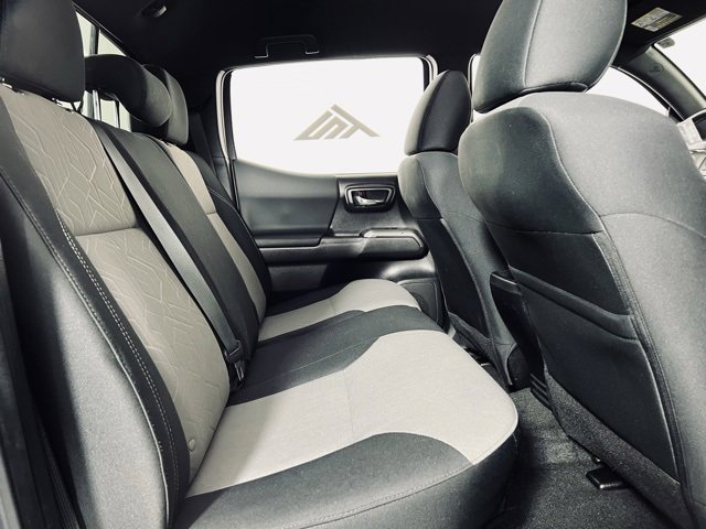 Used 2023 Toyota Tacoma TRD Sport w/ Technology Package image 12