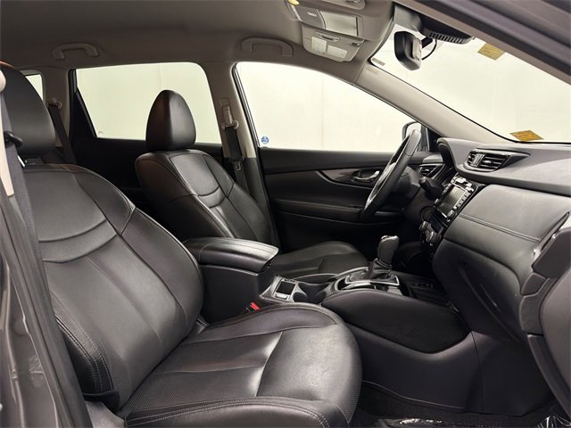 Used 2020 Nissan Rogue SL image 19