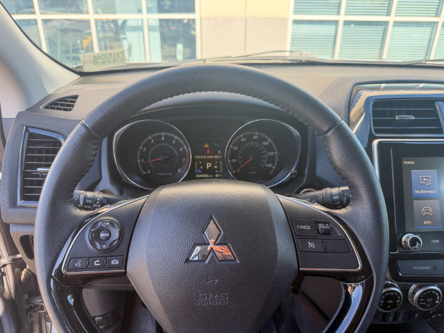 Used 2022 Mitsubishi Outlander Sport SE FWD image 14