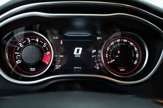 Used 2016 Dodge Challenger SRT w/ Technology Group image 33