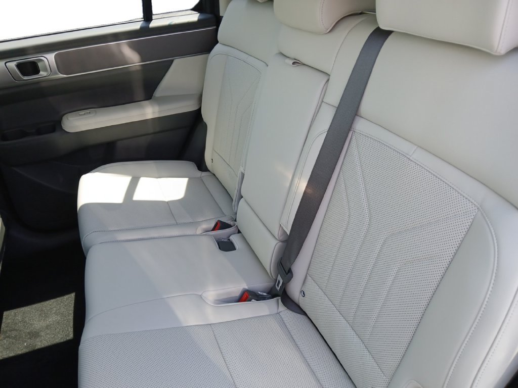 New 2027 Hyundai Santa Fe SEL FWD image 14