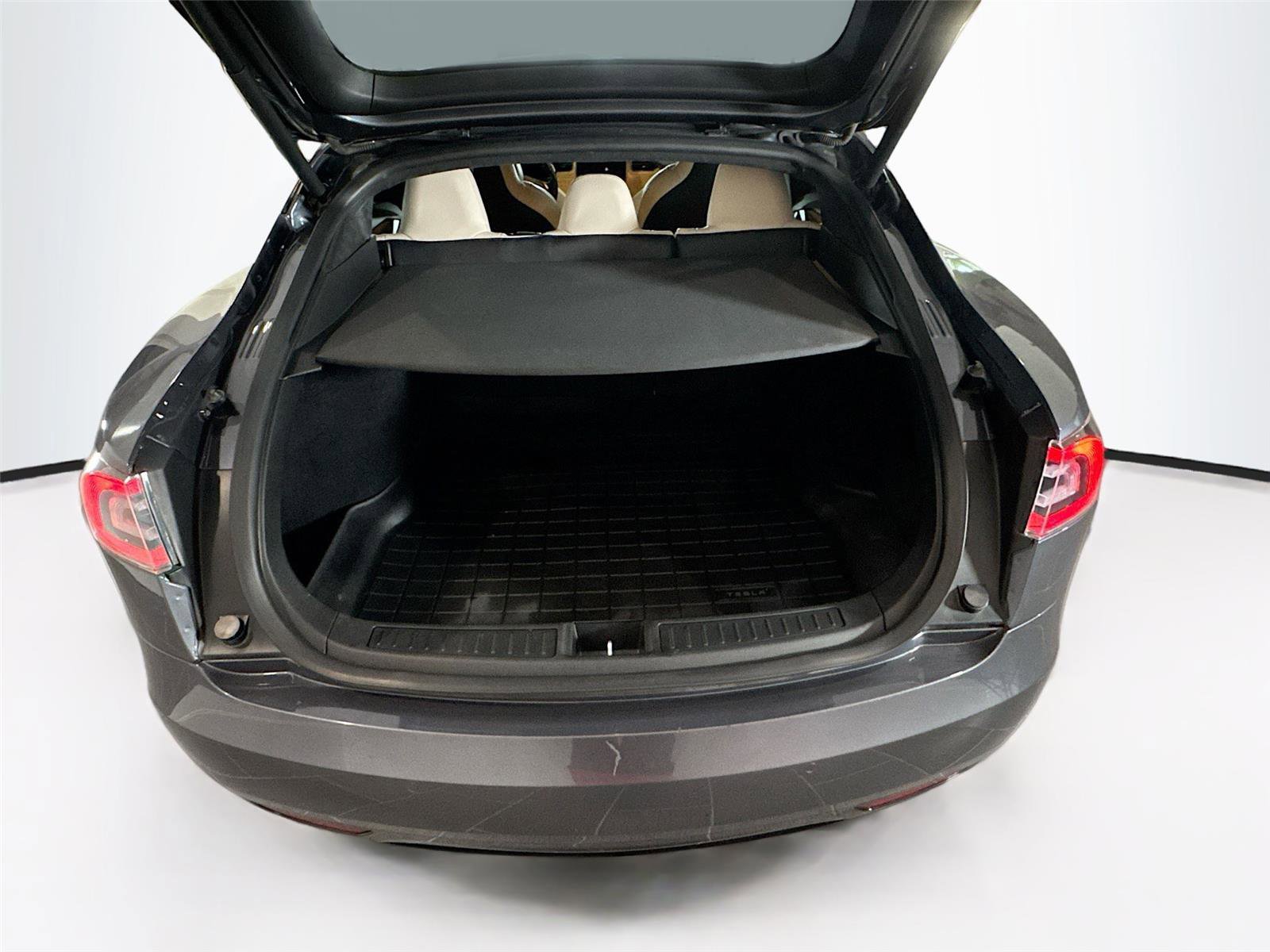 Used 2019 Tesla Model S Long Range image 16