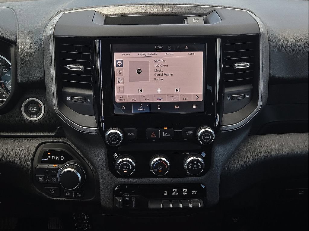 New 2025 RAM 1500 Warlock AWD/4WD image 11