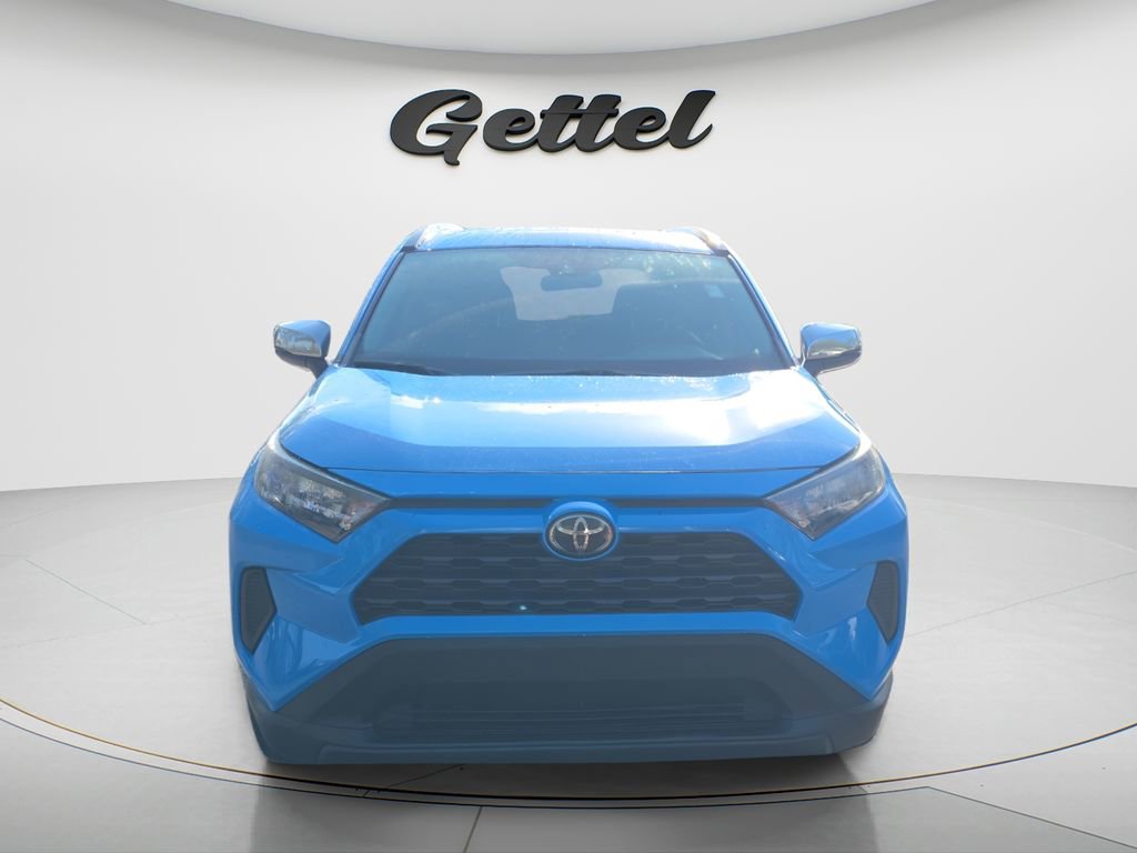 Used 2020 Toyota RAV4 LE image 16