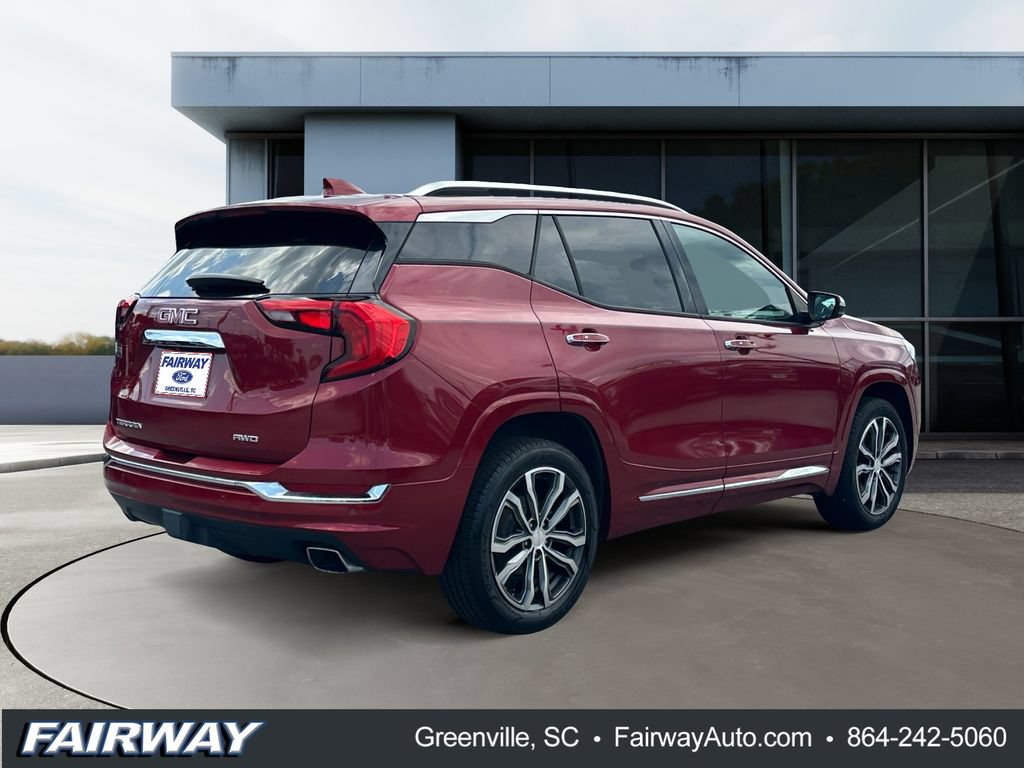 Used 2018 GMC Terrain Denali w/ Comfort Package AWD/4WD image 7
