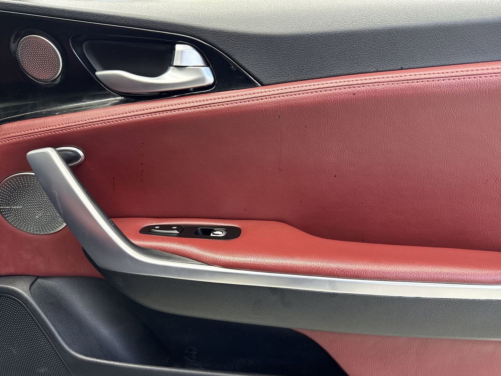 Used 2018 Kia Stinger Premium image 36