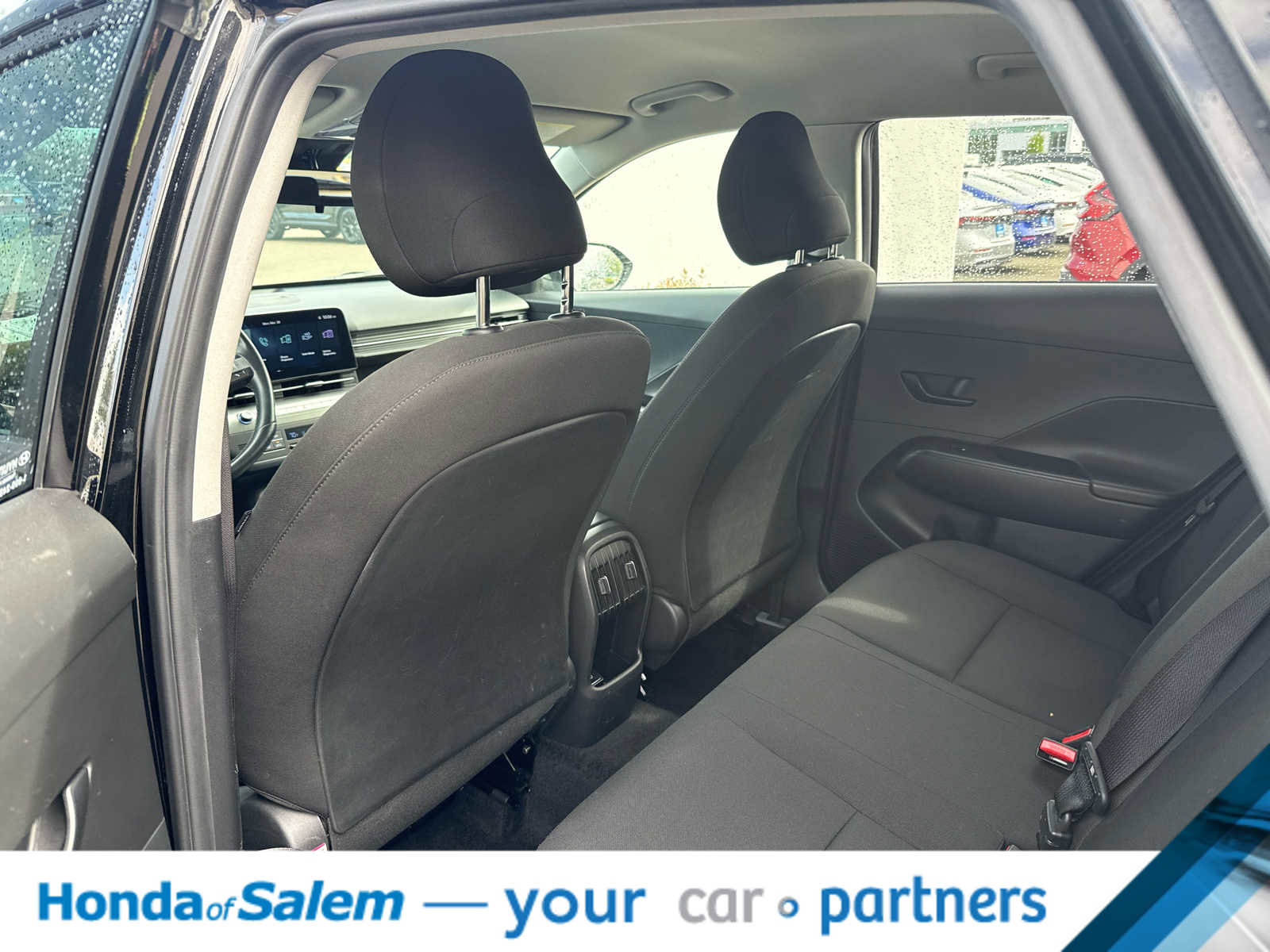 Used 2024 Hyundai Kona SEL image 12