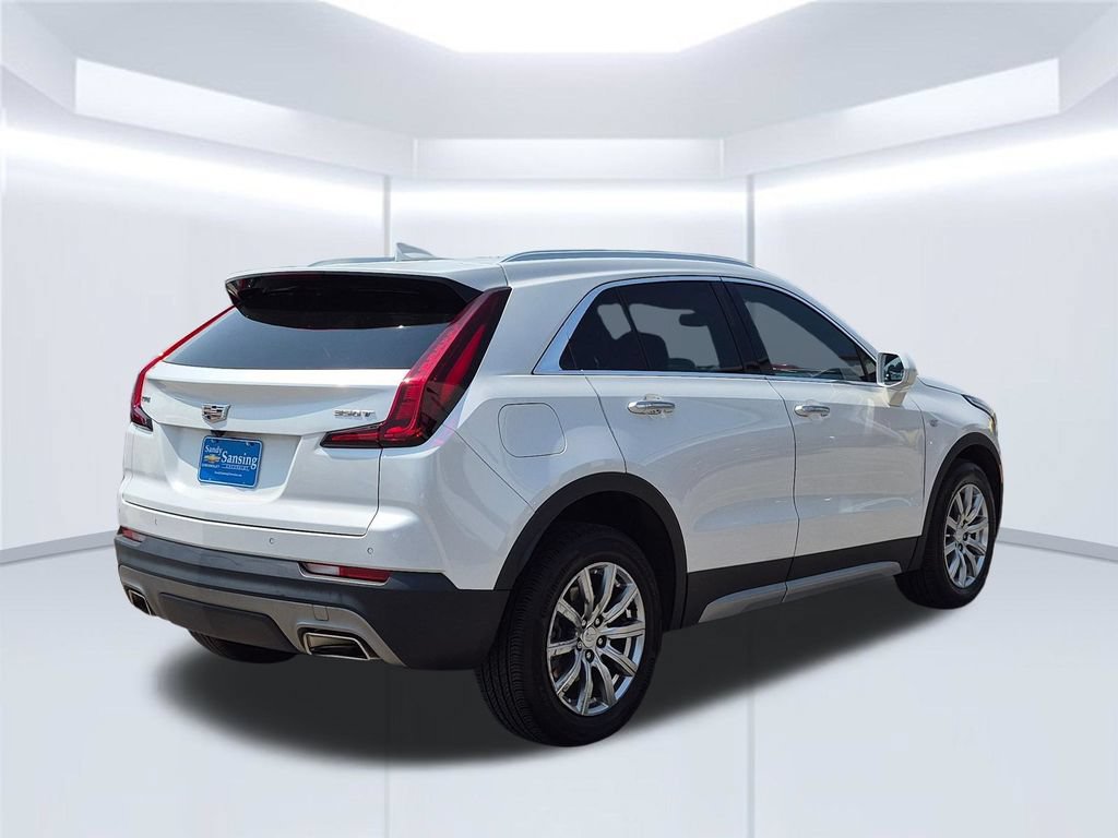 Used 2023 Cadillac XT4 Premium Luxury w/ Driver Assist Package FWD image 6